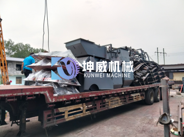 大倾角皮带输送机